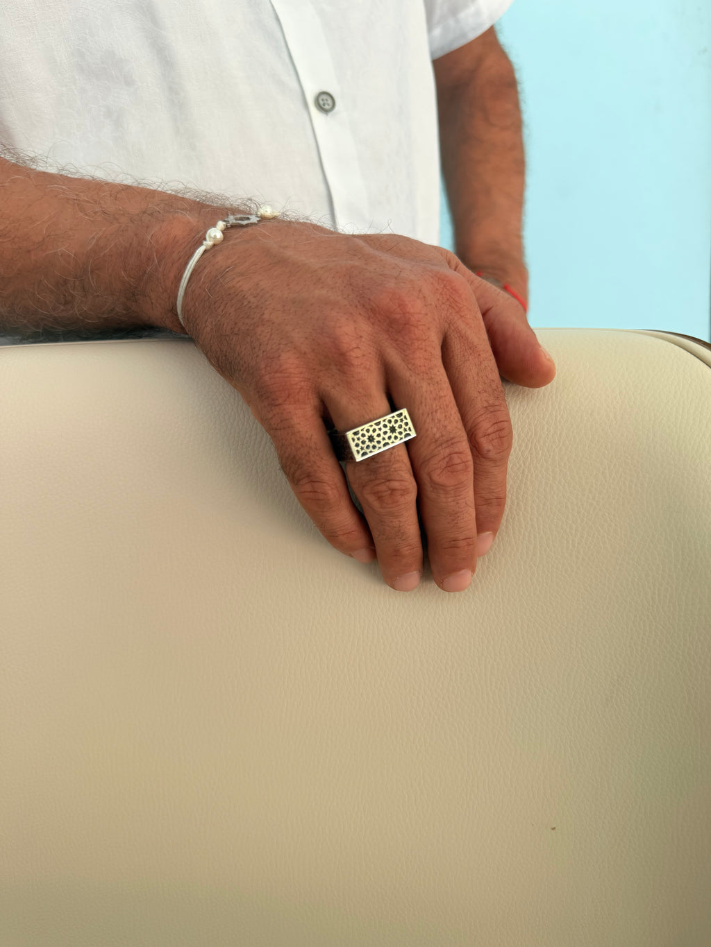 Cube Gold White Ring